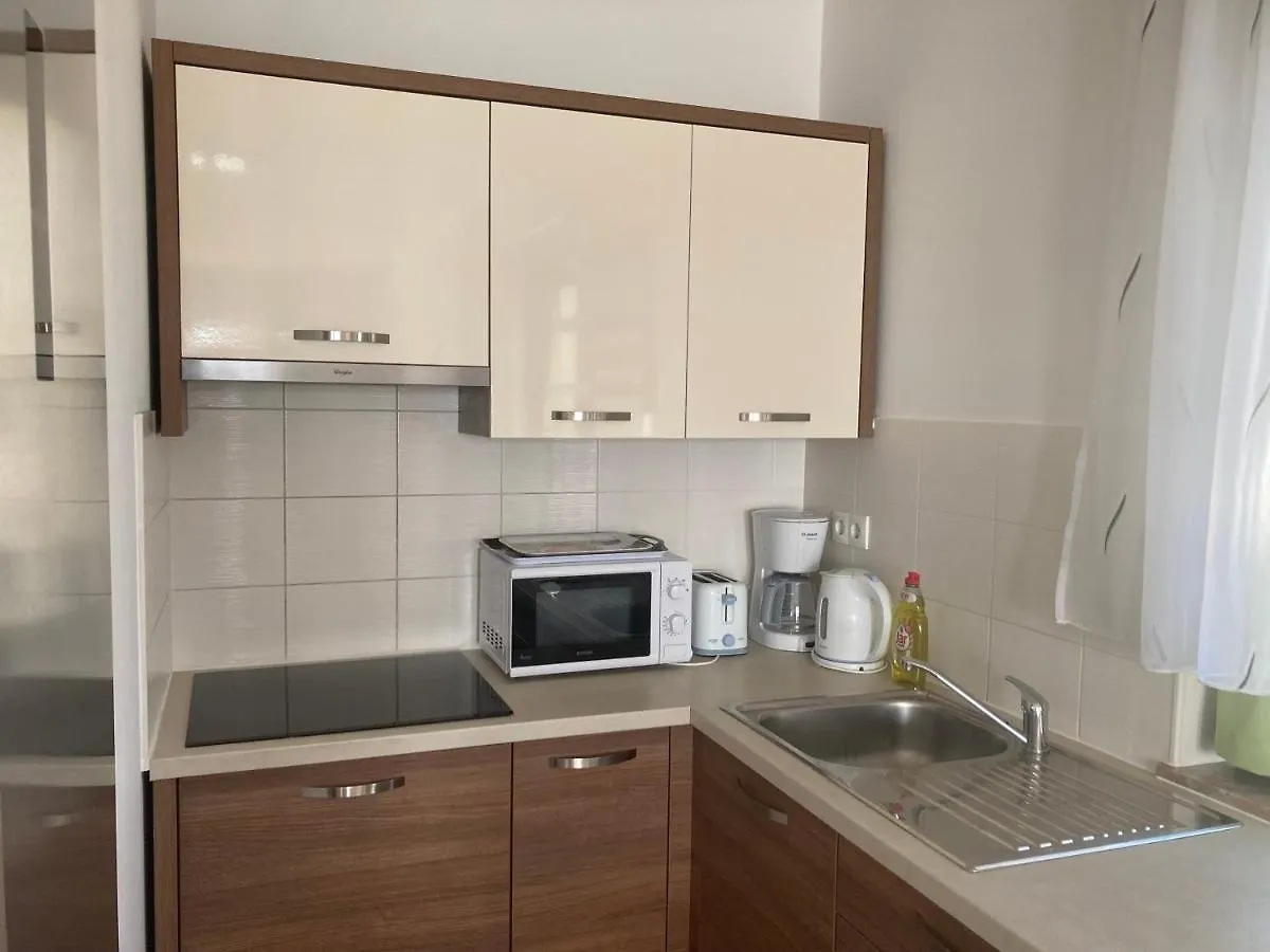 Apartments Elena Privlaka  Privlaka (Zadar)