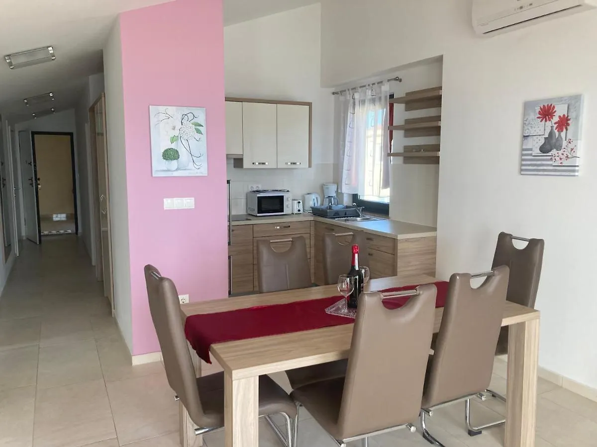 Apartments Elena Privlaka