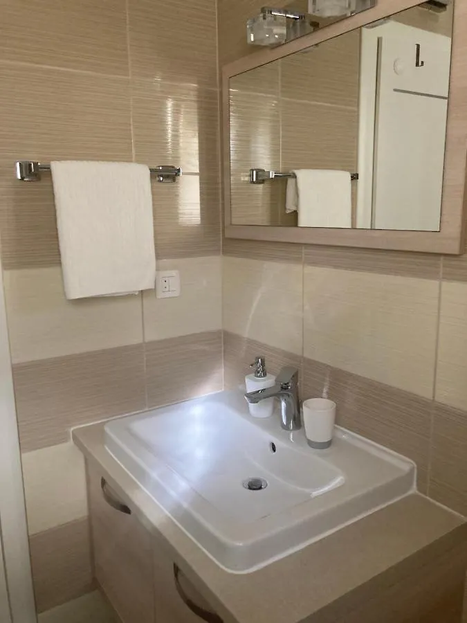 Apartments Elena Privlaka  Croatia